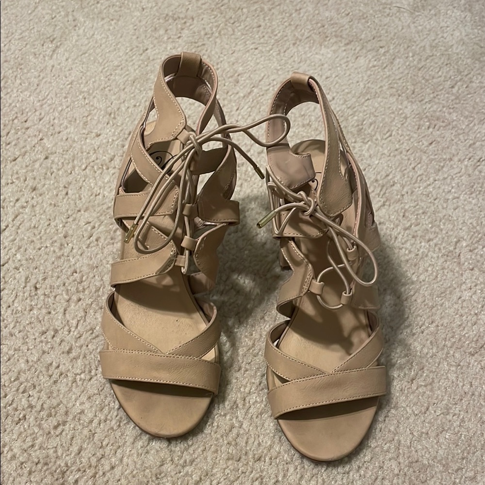 Elegant Tan Strappy Women's Sandals